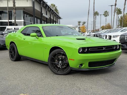 2017 Dodge Challenger GT