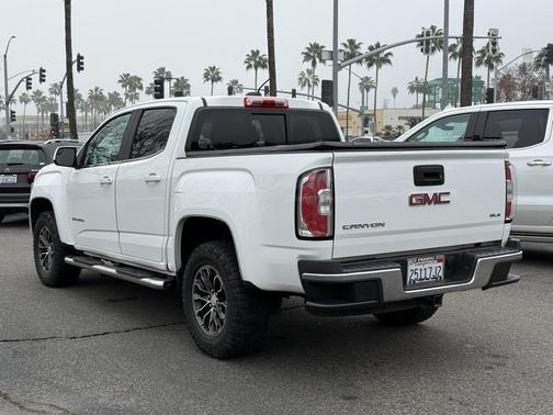 2017 GMC Canyon SLE