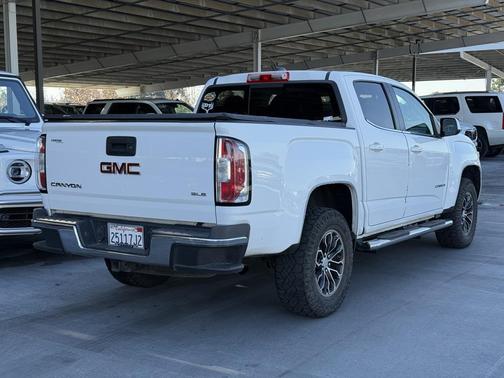 2017 GMC Canyon SLE