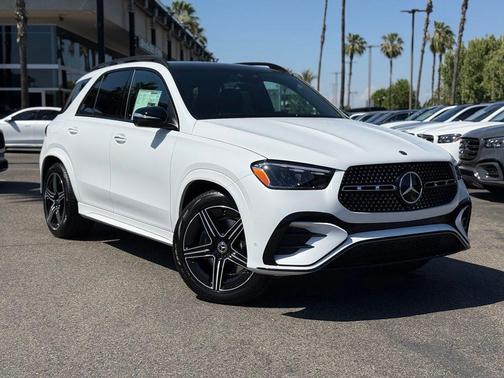 MANUFAKTUR Moonlight White Magno 2026 Mercedes-Benz GLE 450 4MATIC