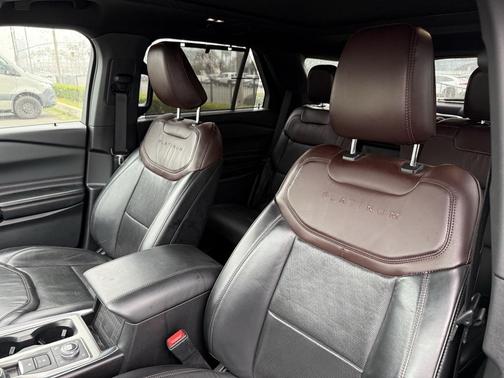 2021 Ford Explorer Platinum