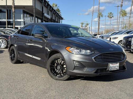 2020 Ford Fusion Hybrid SE