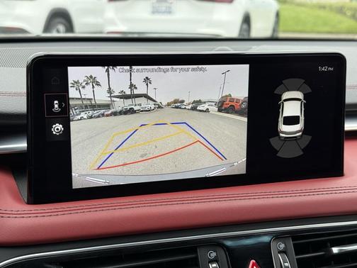 2023 Genesis G70 2.0T RWD