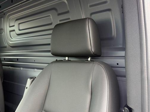 Arctic+White 2025 Mercedes-Benz Sprinter 2500 Standard Roof
