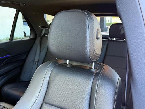 2022 Mercedes-Benz GLE 350 Base