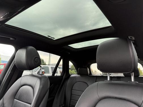 2022 Mercedes-Benz GLC 300 Base