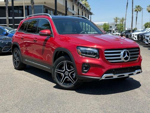 MANUFAKTUR Patagonia Red Metallic 2026 Mercedes-Benz GLB 250 Base