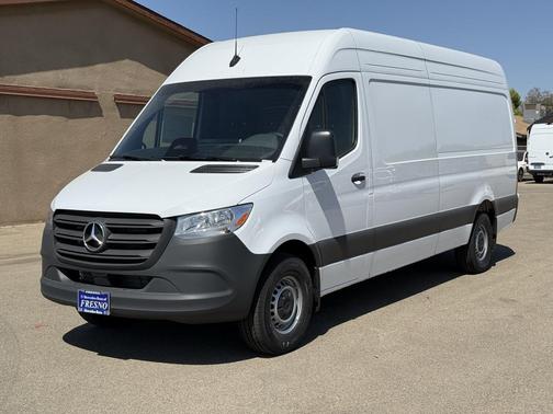 2025 Mercedes-Benz Sprinter 2500 High Roof