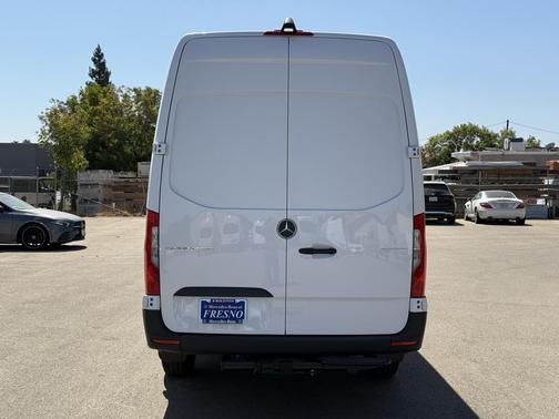 2025 Mercedes-Benz Sprinter 2500 High Roof