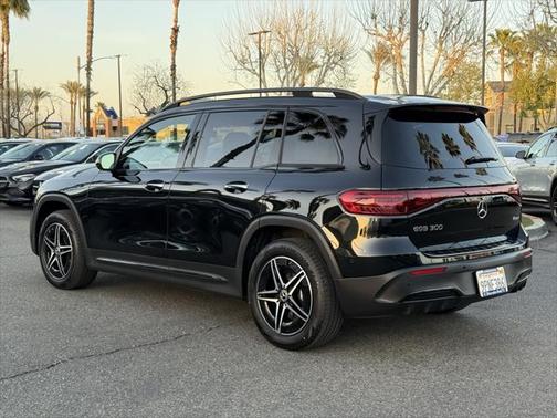 2024 Mercedes-Benz EQB 300 4MATIC