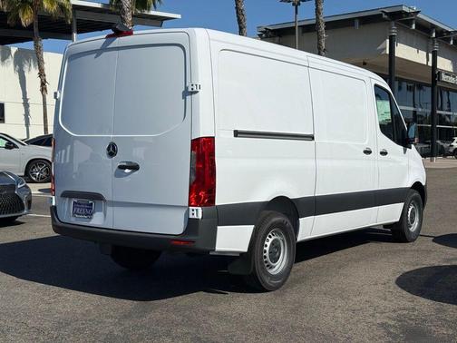 Arctic White 2026 Mercedes-Benz Sprinter 2500 Standard Roof