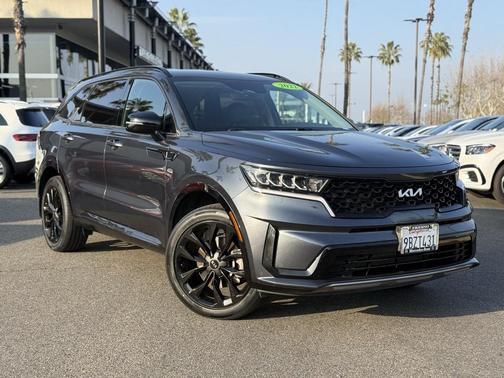 2022 Kia Sorento S