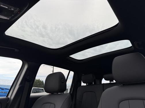 2026 Mercedes-Benz GLB 250 Base