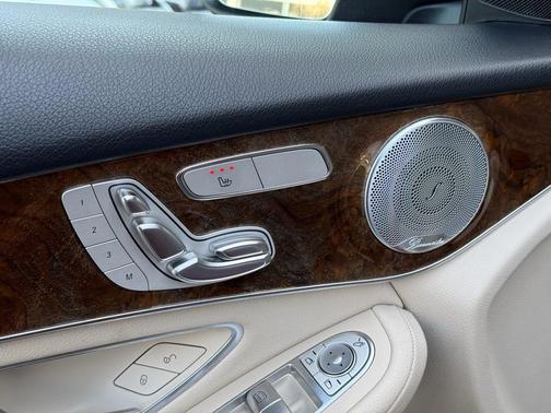 2018 Mercedes-Benz GLC 300 4MATIC