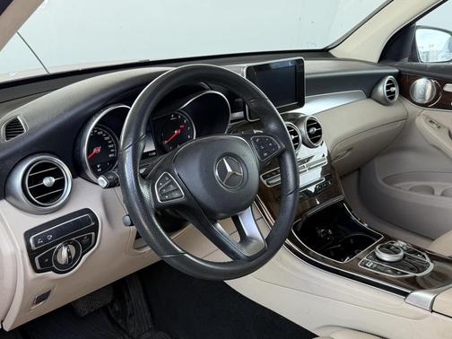 2018 Mercedes-Benz GLC 300 4MATIC
