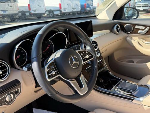 2021 Mercedes-Benz GLC 300 4MATIC