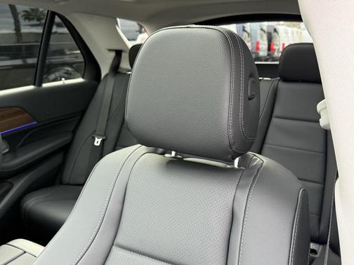 2026 Mercedes-Benz GLE 350 Base