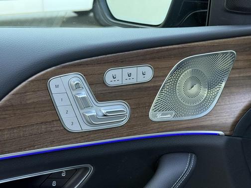 2026 Mercedes-Benz GLS 450 4MATIC