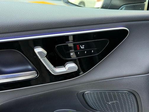 Black 2026 Mercedes-Benz GLC 300 4MATIC