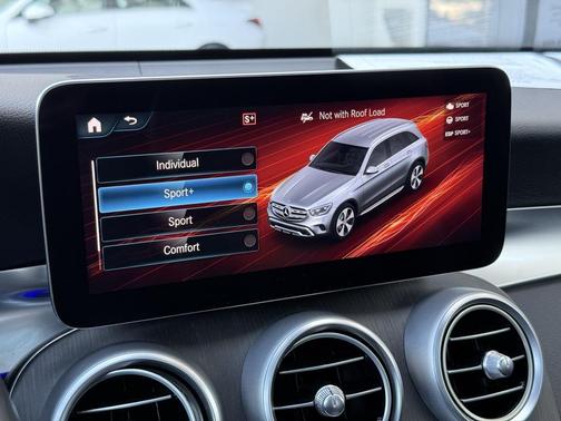 2022 Mercedes-Benz GLC 300 4MATIC