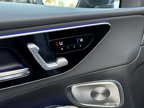 2026 Mercedes-Benz GLC 300 Base