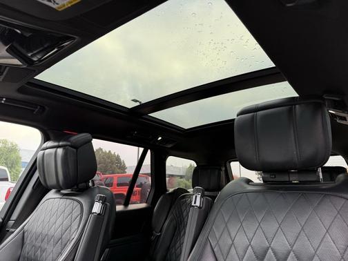 2021 Land Rover Range Rover 5.0L V8 Supercharged SV Autobiography