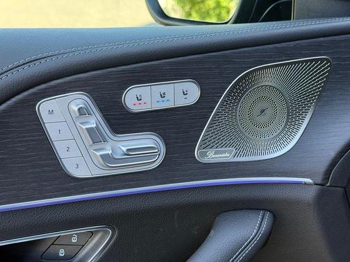 Obsidian Black Metallic 2026 Mercedes-Benz GLE 450 4MATIC
