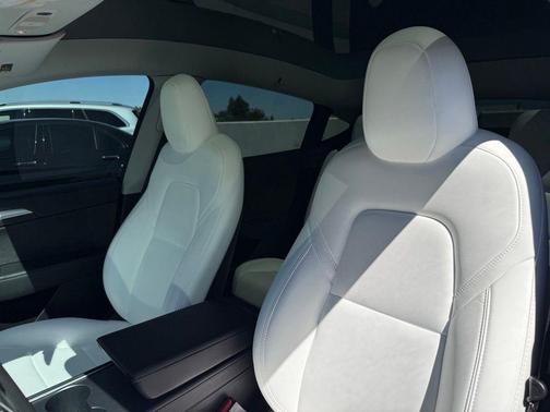2023 Tesla Model Y Performance Dual Motor All-Wheel Drive