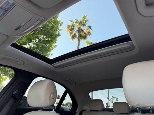 Cavansite Blue Metallic 2021 Mercedes-Benz C-Class Sedan