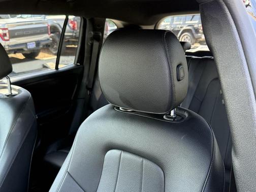 2025 Mercedes-Benz GLB 250 4MATIC
