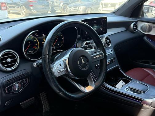2021 Mercedes-Benz GLC 300 4MATIC Coupe