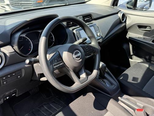 2024 Nissan Versa 1.6 S