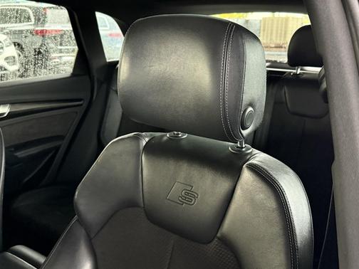 2020 Audi SQ5 3.0T Premium Plus