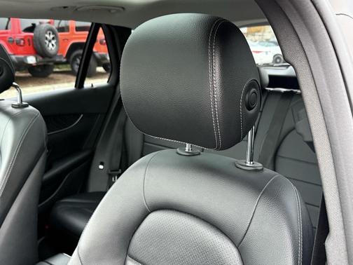 2017 Mercedes-Benz GLC 300 4MATIC