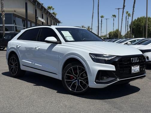 2021 Audi Q8 55 Premium Plus