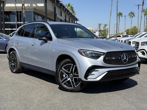 2025 Mercedes-Benz GLC 300 Base