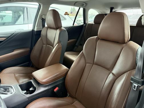 2022 Subaru Outback Touring