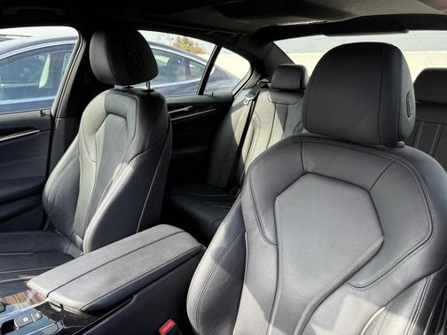 2019 BMW 530e iPerformance