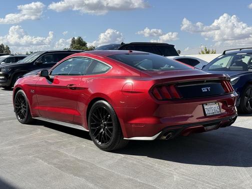 2015 Ford Mustang GT Premium