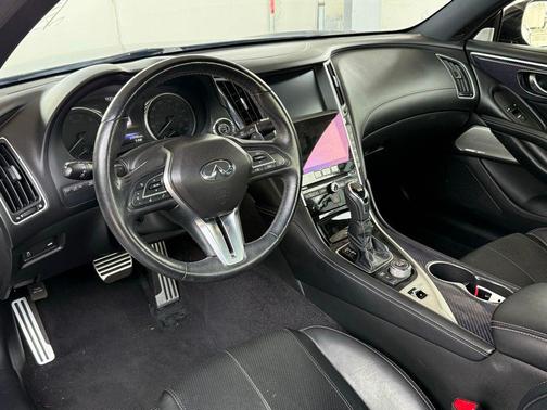 2017 INFINITI Q60 3.0t Red Sport 400