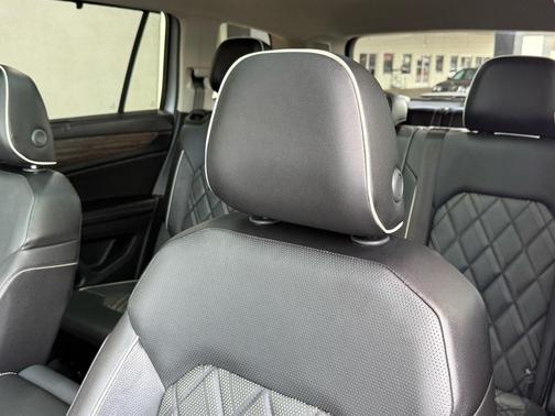 2024 Volkswagen Atlas 2.0T SEL Premium R-Line 4MOTION