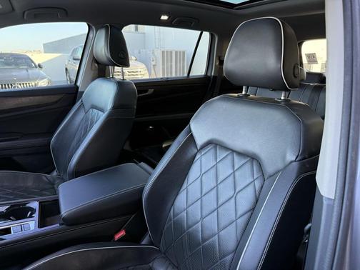 2024 Volkswagen Atlas 2.0T SEL Premium R-Line 4MOTION