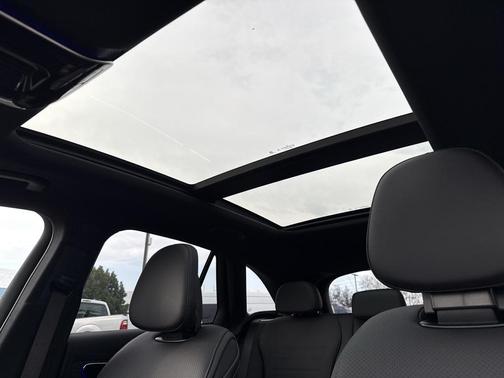 2026 Mercedes-Benz GLC 300 Base