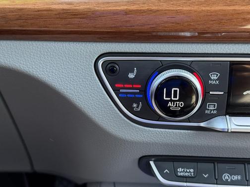 2021 Audi Q5 45 Prestige