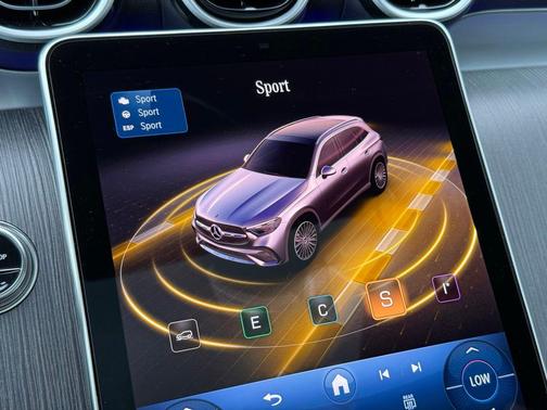 Cirrus Silver Metallic 2026 Mercedes-Benz GLC 300 4MATIC