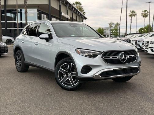 Cirrus Silver Metallic 2026 Mercedes-Benz GLC 300 4MATIC