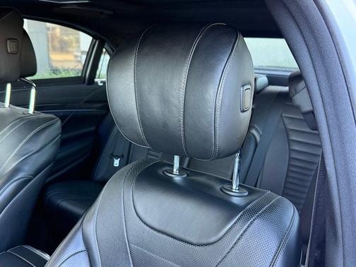 2019 Mercedes-Benz S-Class S 560