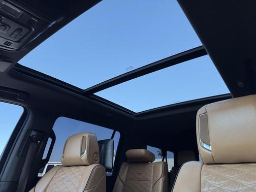 2021 Cadillac Escalade ESV Premium Luxury