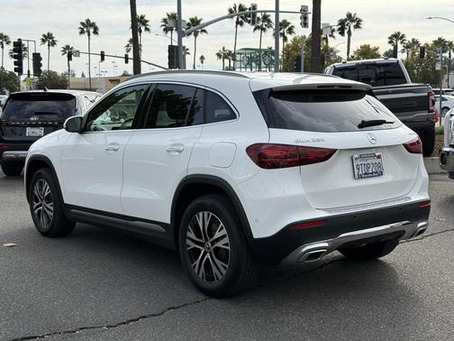 2025 Mercedes-Benz GLA 250 4MATIC