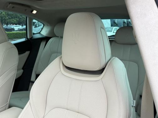 2022 Maserati Levante Modena